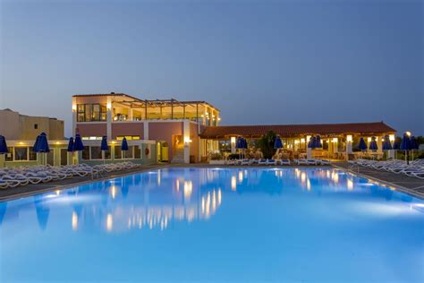 Dessole Dolphin Bay Resort – All Inclusive Reviews, Deals.